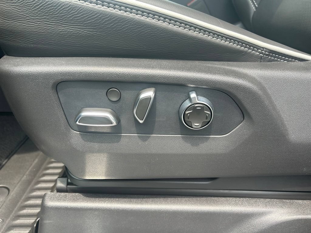 New 2026 GMC Sierra 2500 AT4X AWD/4WD image 28