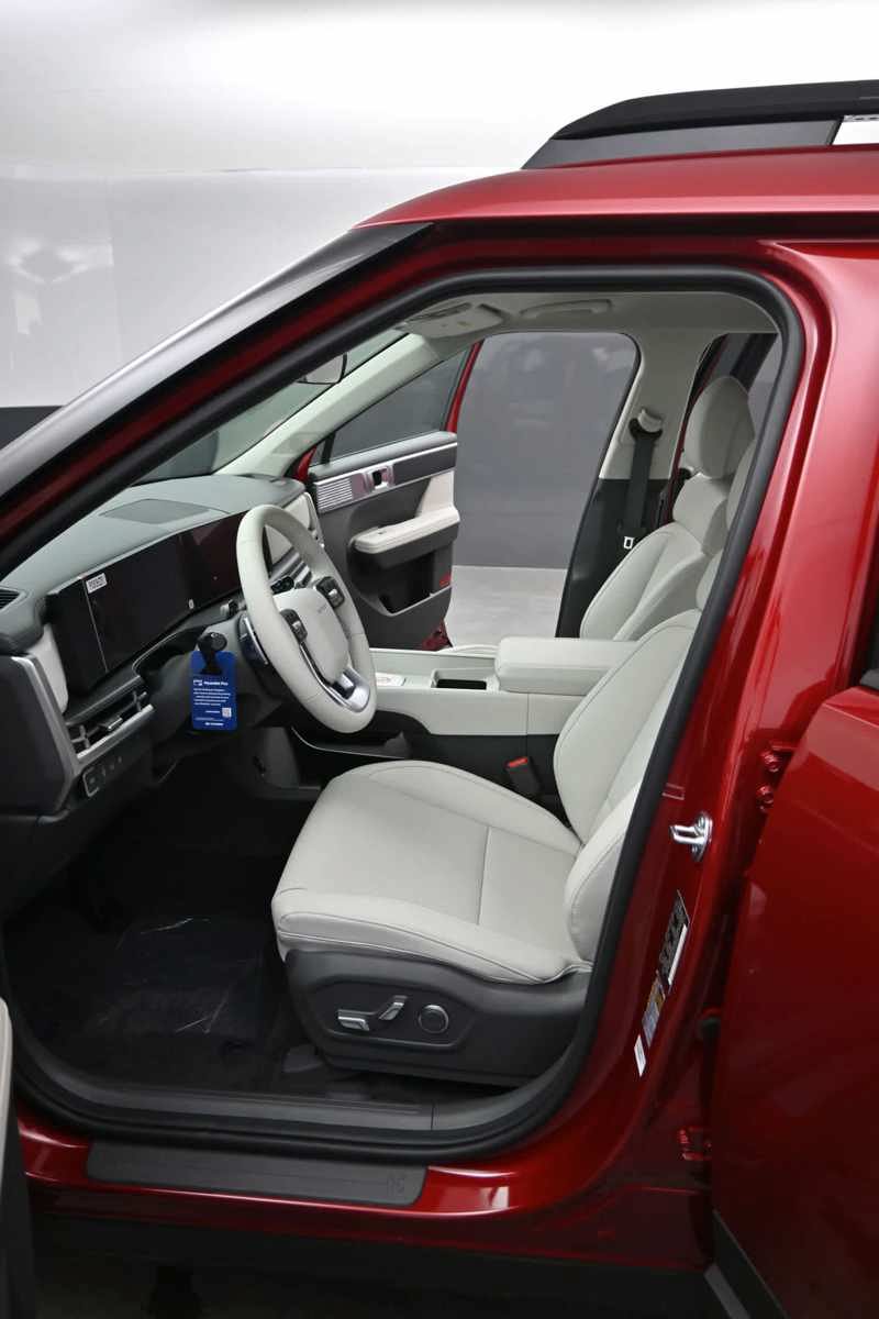 New 2026 Hyundai Santa Fe SEL FWD image 16
