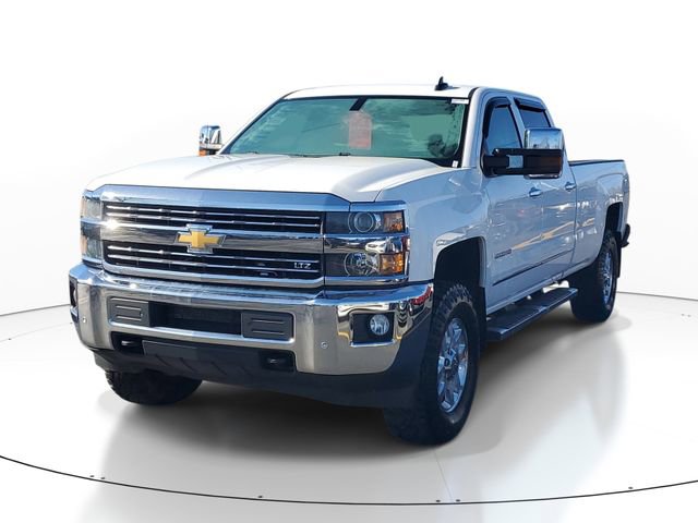 Used 2015 Chevrolet Silverado 3500 LTZ w/ LTZ Plus Package image 2