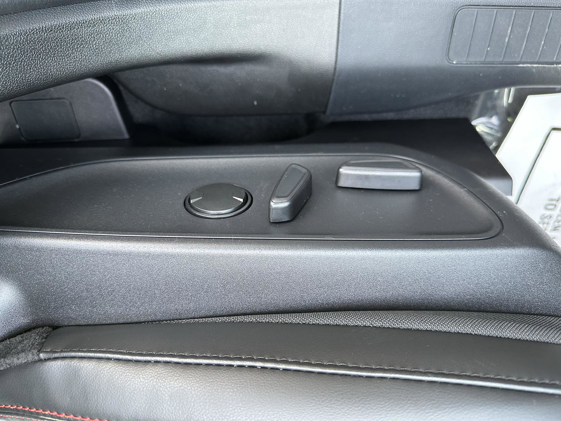 New 2026 Ford Escape ST-Line w/ Tech Pack #1 image 24