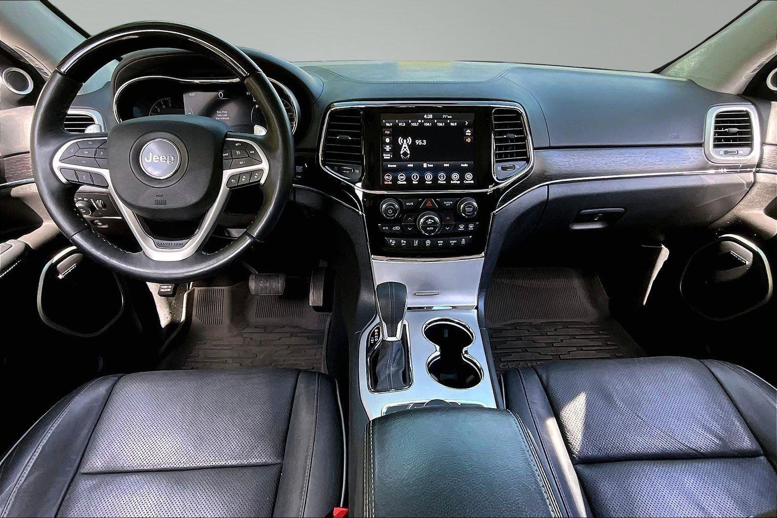 Used 2019 Jeep Grand Cherokee Summit AWD/4WD image 16