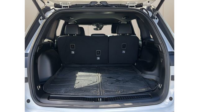 Certified 2023 Jeep Grand Cherokee Altitude image 14