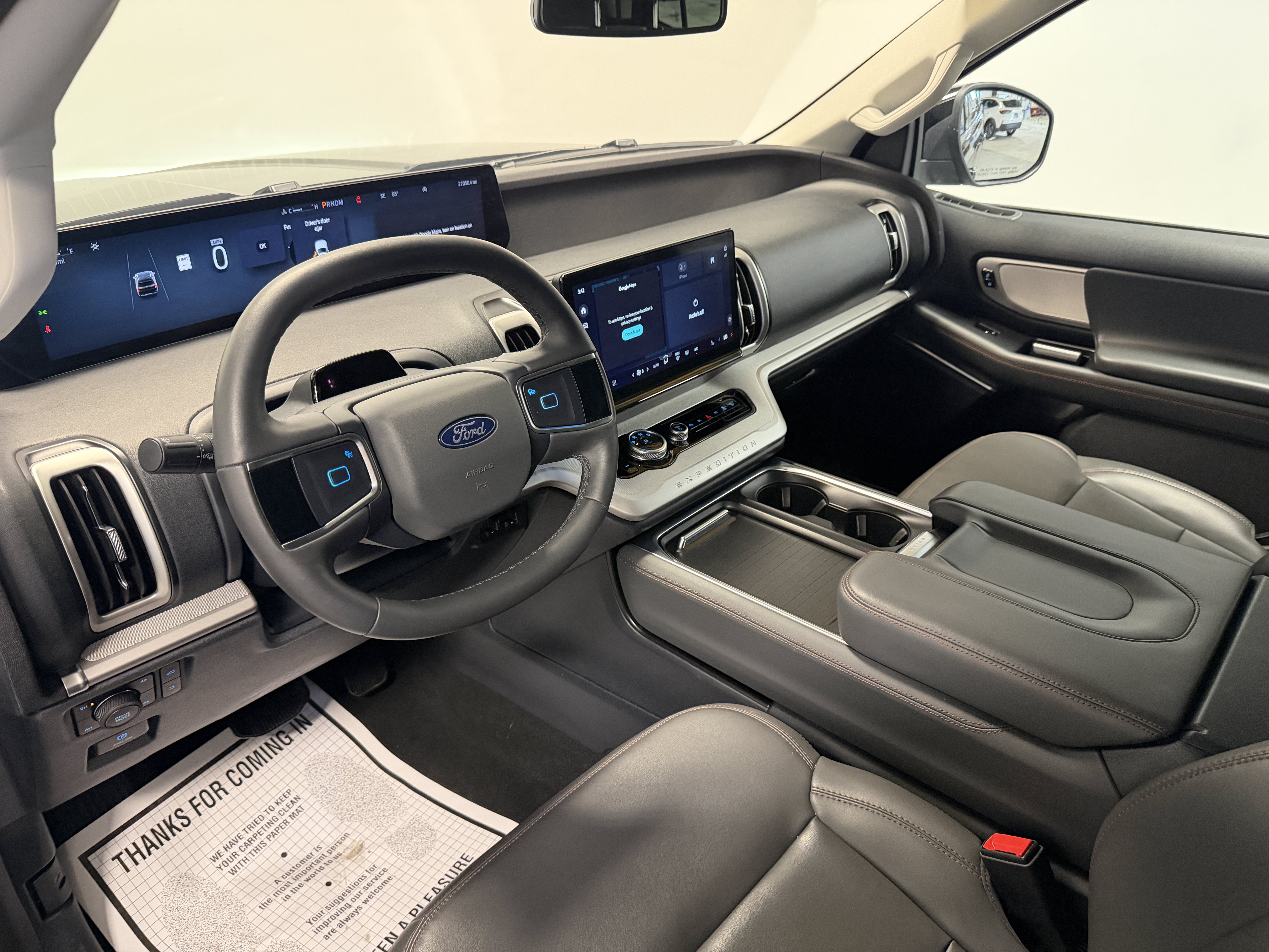Used 2025 Ford Expedition Active AWD/4WD image 4
