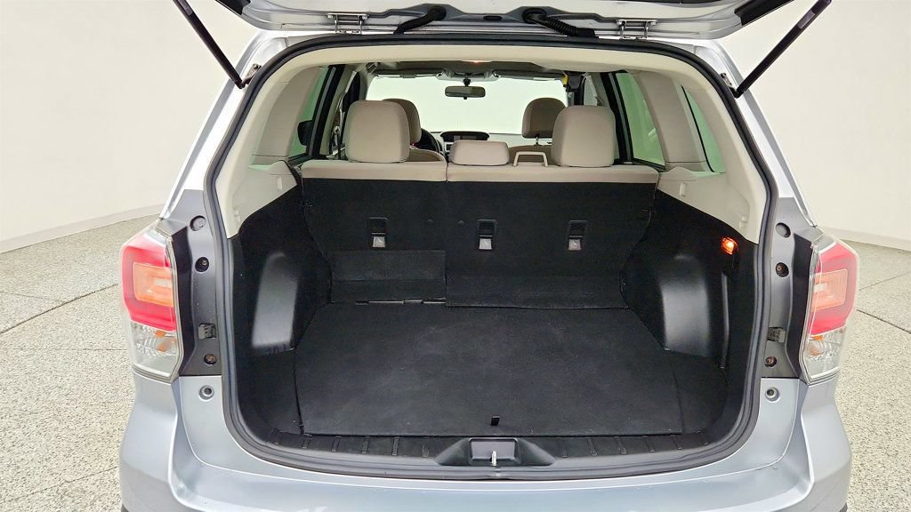 Used 2018 Subaru Forester 2.5i Premium w/ All-Weather Package AWD/4WD image 21