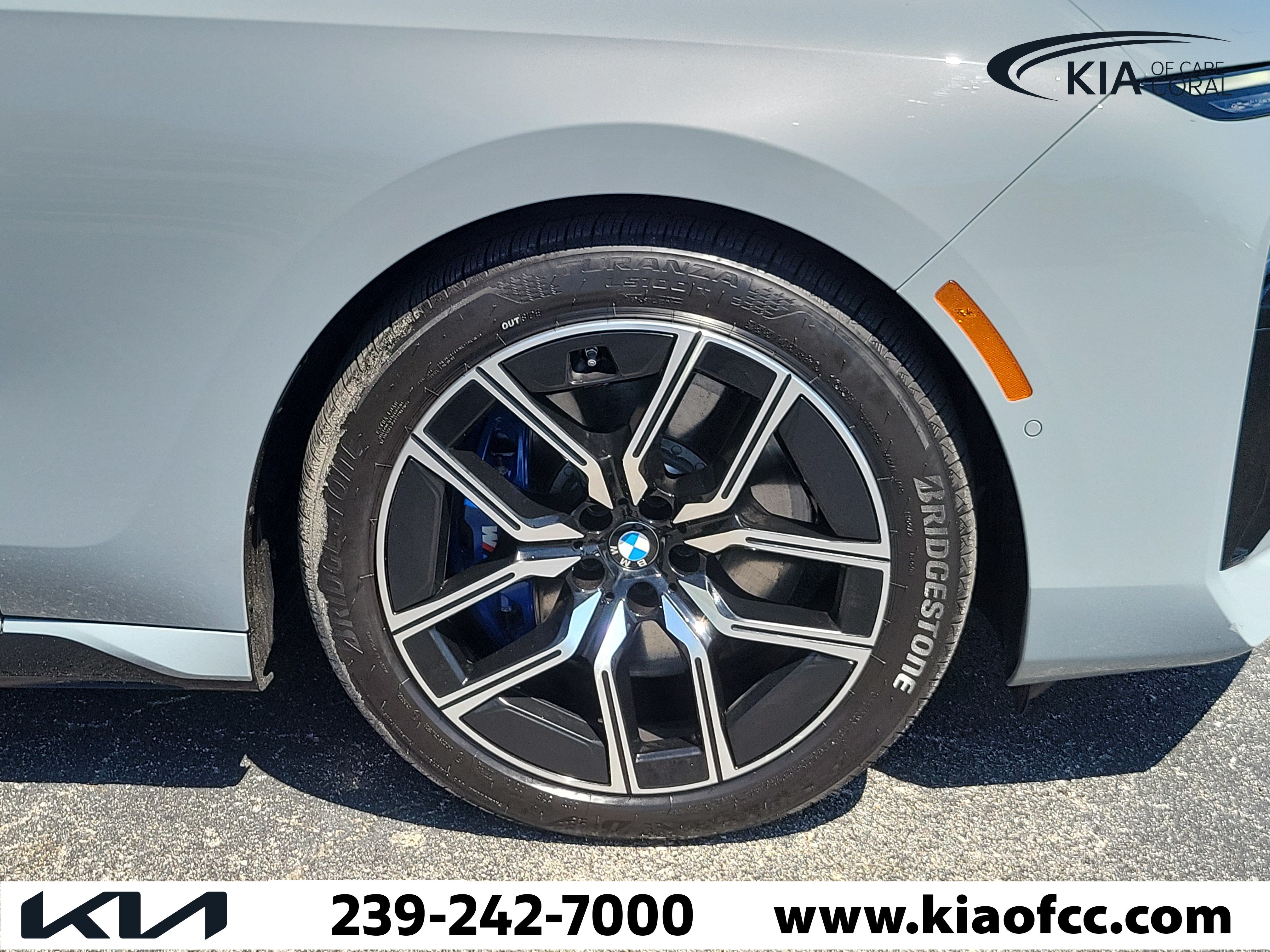 Used 2025 BMW 760i xDrive AWD/4WD image 7