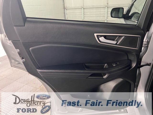 Used 2023 Ford Edge SEL AWD/4WD image 30