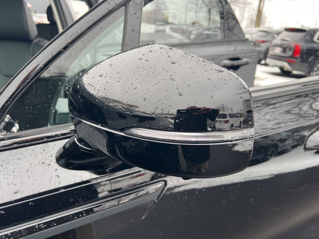 Certified 2024 Kia Sorento SX image 32