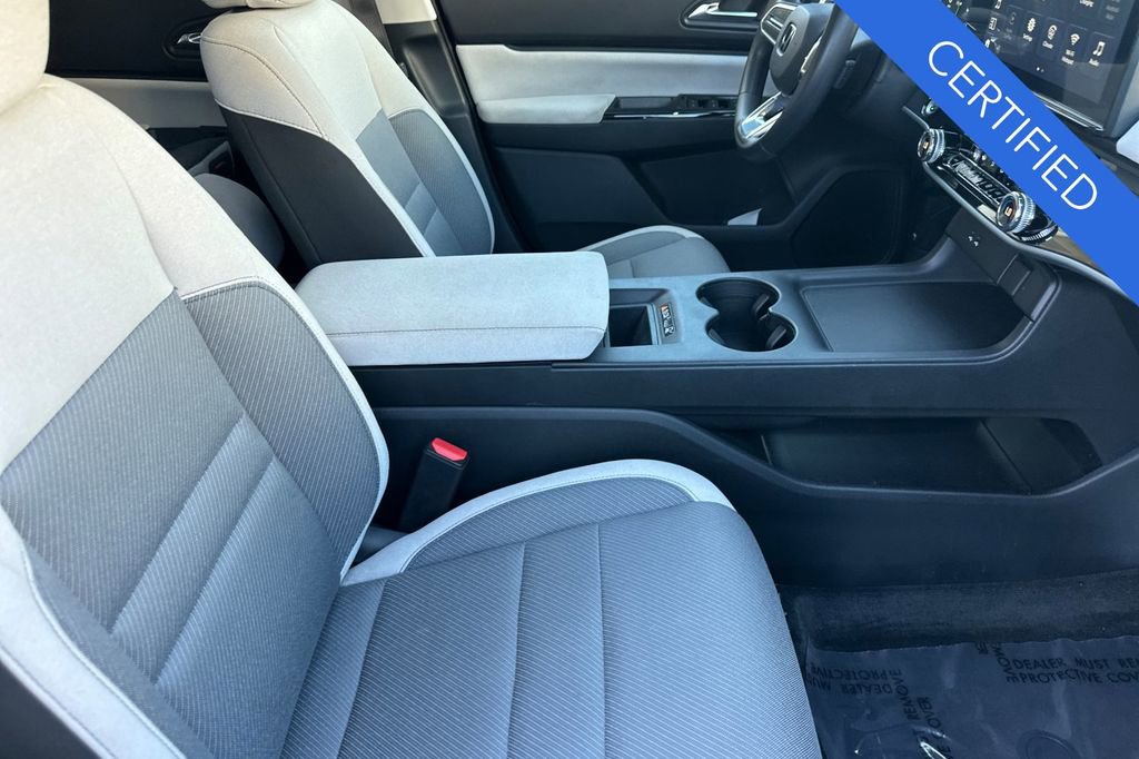 Certified 2024 Honda Prologue EX image 17