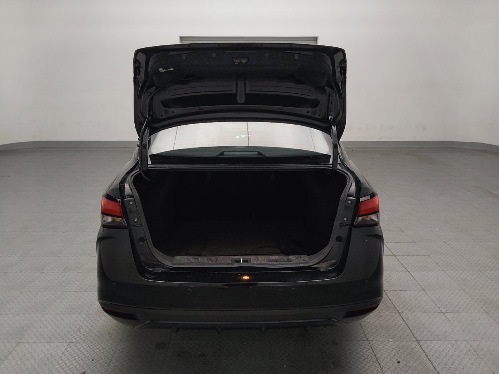 Used 2025 Nissan Versa SR w/ Trunk Package FWD image 29