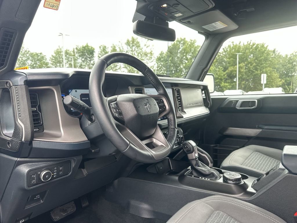 Used 2022 Ford Bronco Outer Banks image 15