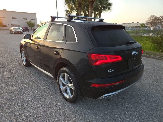 Used 2020 Audi Q5 2.0T Premium Plus w/ Premium Plus Package image 3