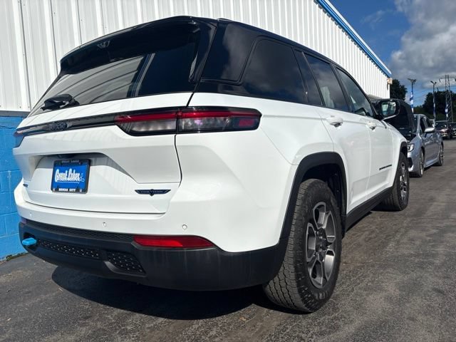 Used 2023 Jeep Grand Cherokee Trailhawk w/ Advanced Protech Group II AWD/4WD image 10