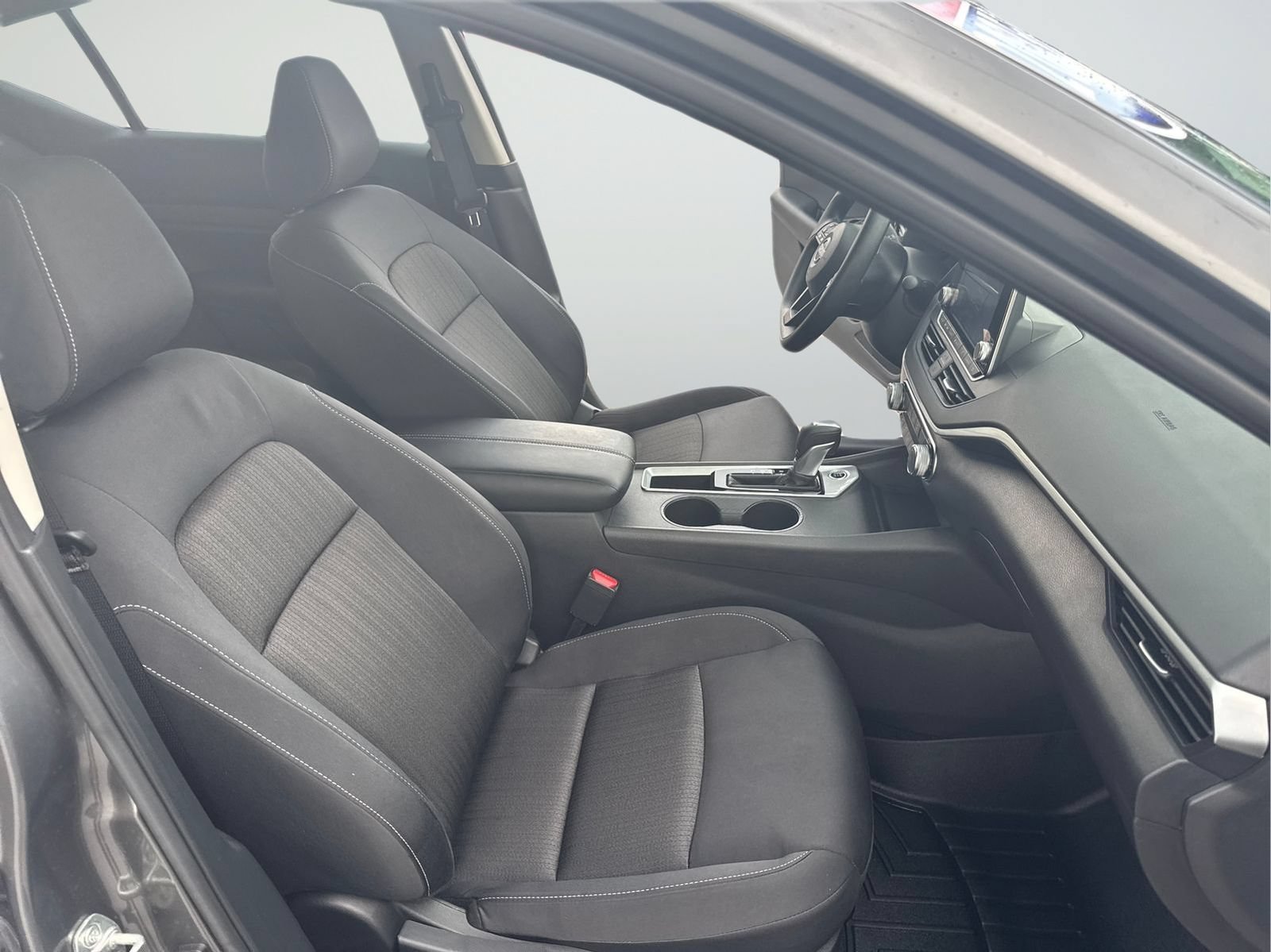 Certified 2025 Nissan Altima 2.5 S FWD image 33