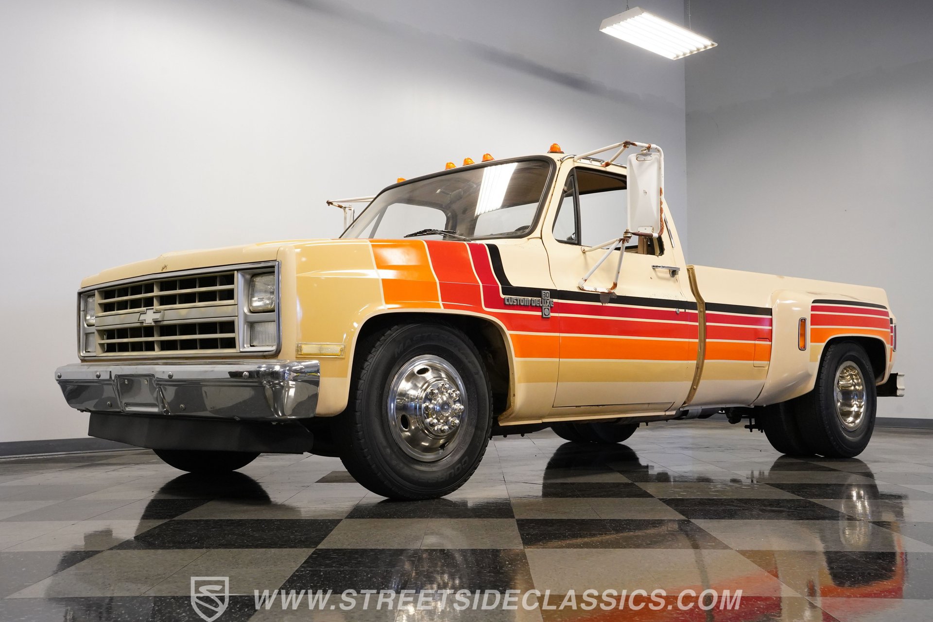 Used 1988 Chevrolet Silverado 3500 Dually Custom image 21