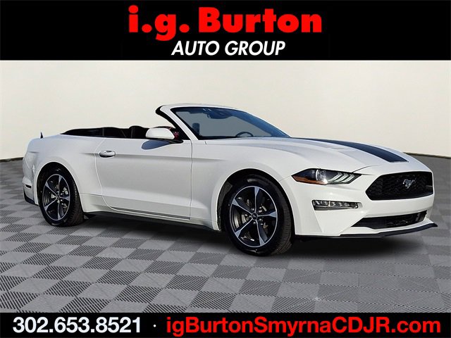 Used 2022 Ford Mustang Convertible w/ Equipment Group 101A image 1