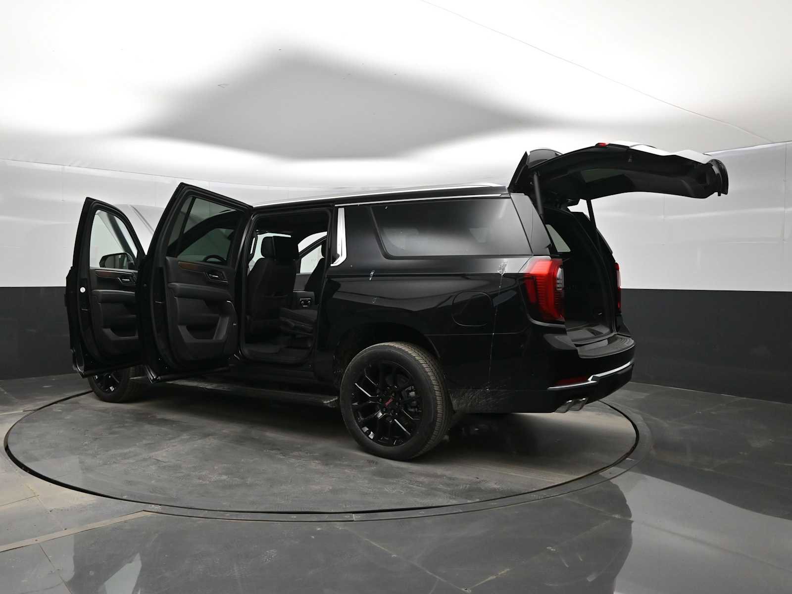 New 2026 GMC Yukon XL Denali w/ Denali Reserve Package image 40