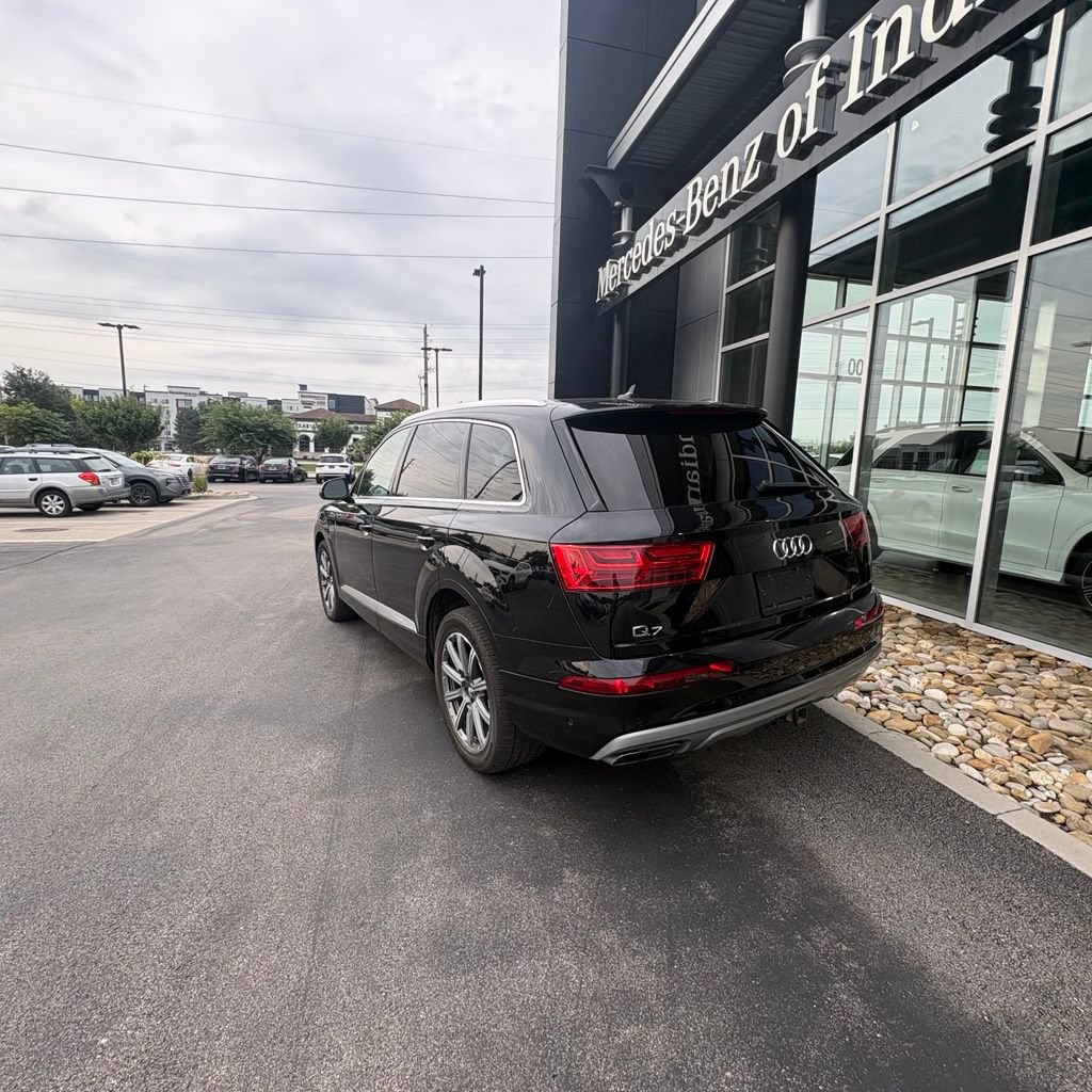Used 2019 Audi Q7 3.0T Prestige AWD/4WD image 8