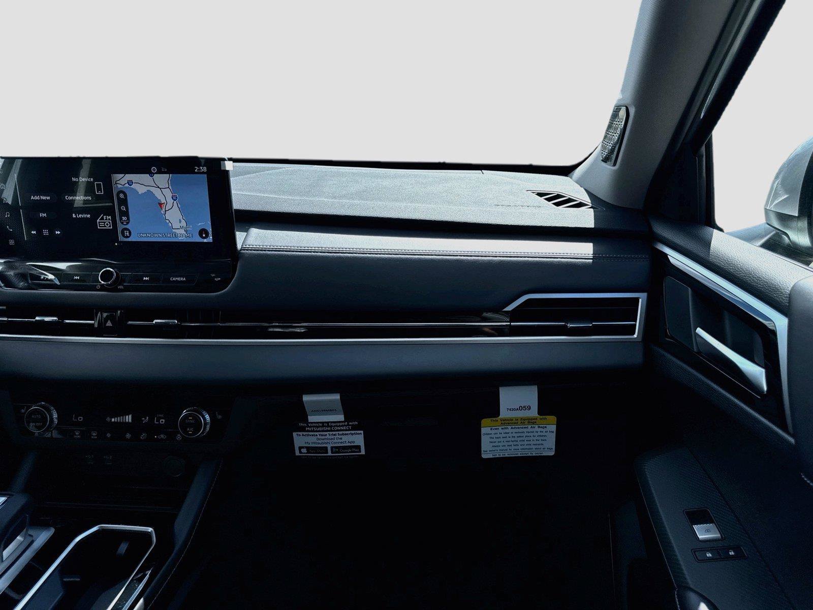 New 2026 Mitsubishi Outlander SE FWD image 30