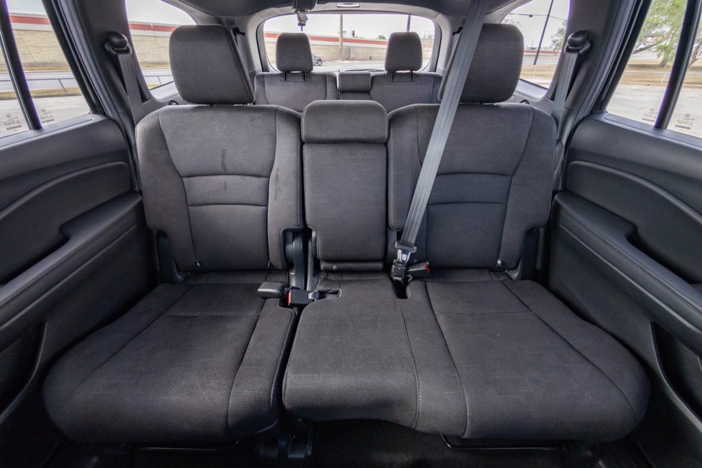 Used 2022 Honda Pilot Sport image 17