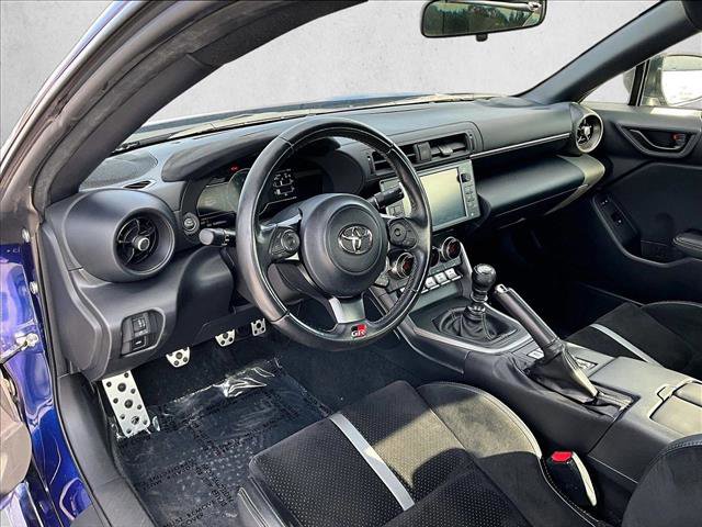 Used 2022 Toyota GR86 Premium RWD image 14