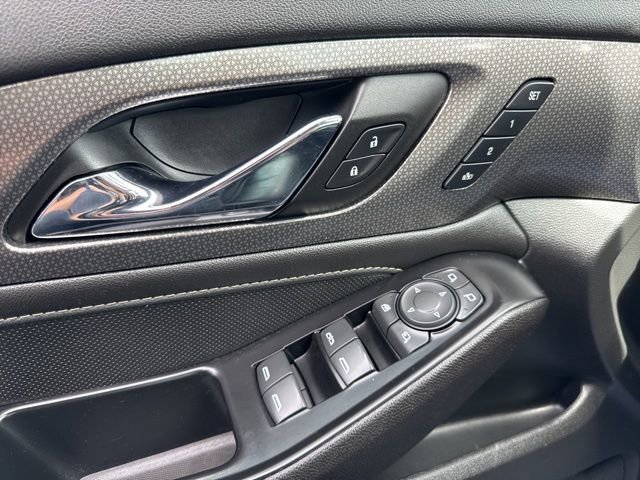 Certified 2022 Chevrolet Traverse Premier w/ Redline Edition AWD/4WD image 22