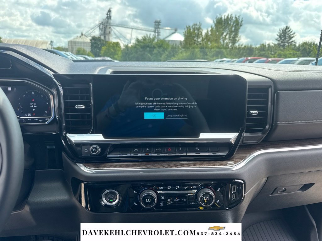 Used 2023 Chevrolet Silverado 1500 LT Trail Boss AWD/4WD image 31