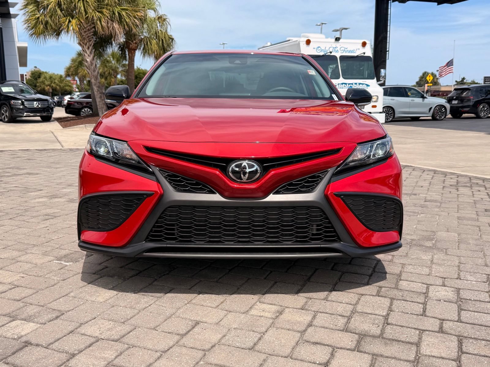 Used 2024 Toyota Camry SE FWD image 5