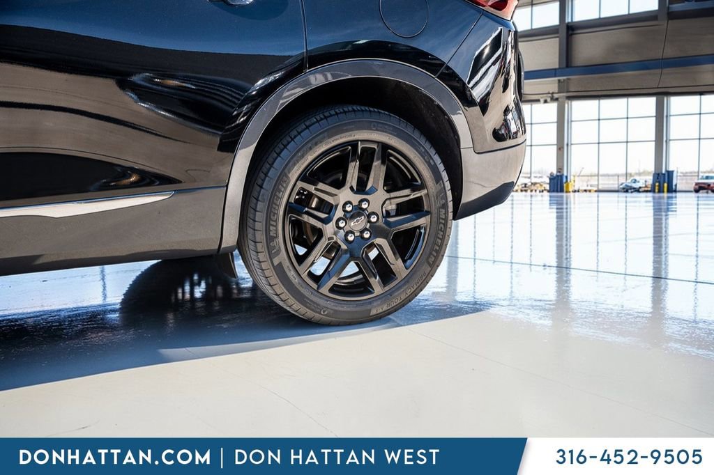 Used 2023 Chevrolet Blazer Premier w/ Driver Confidence II Package AWD/4WD image 41