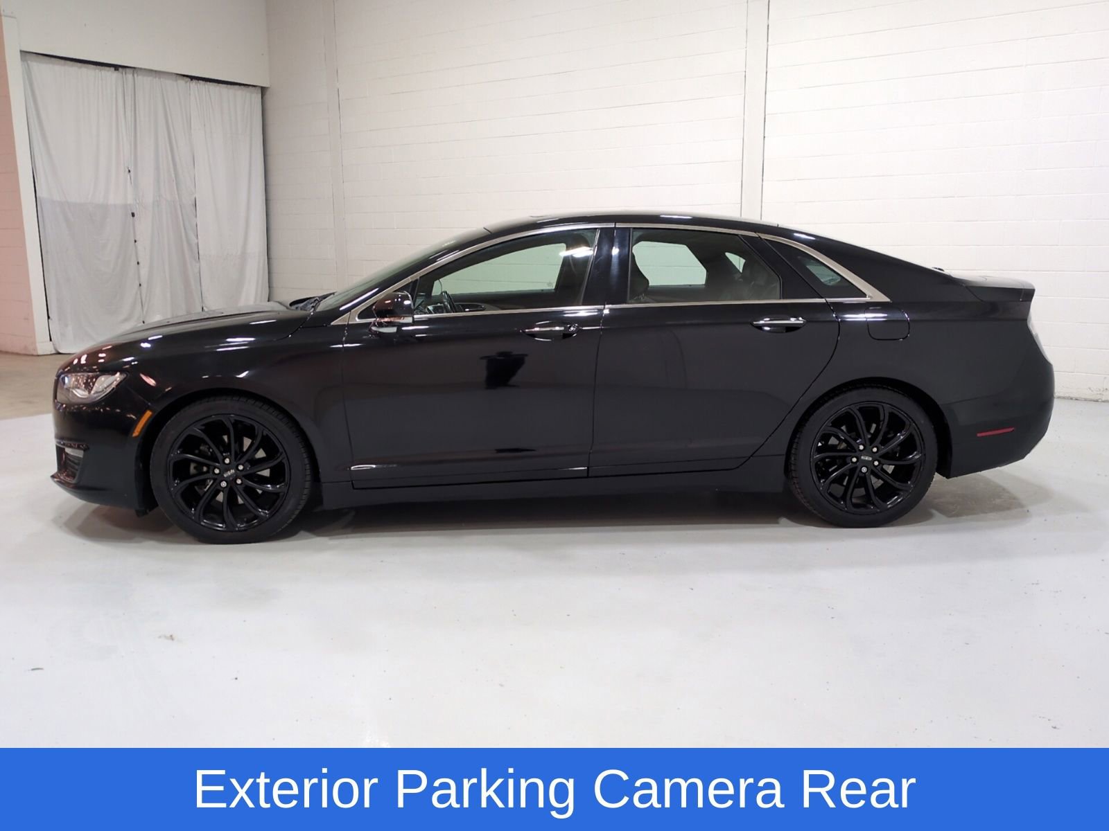Used 2020 Lincoln MKZ Reserve w/ Monochromatic Package AWD/4WD image 6