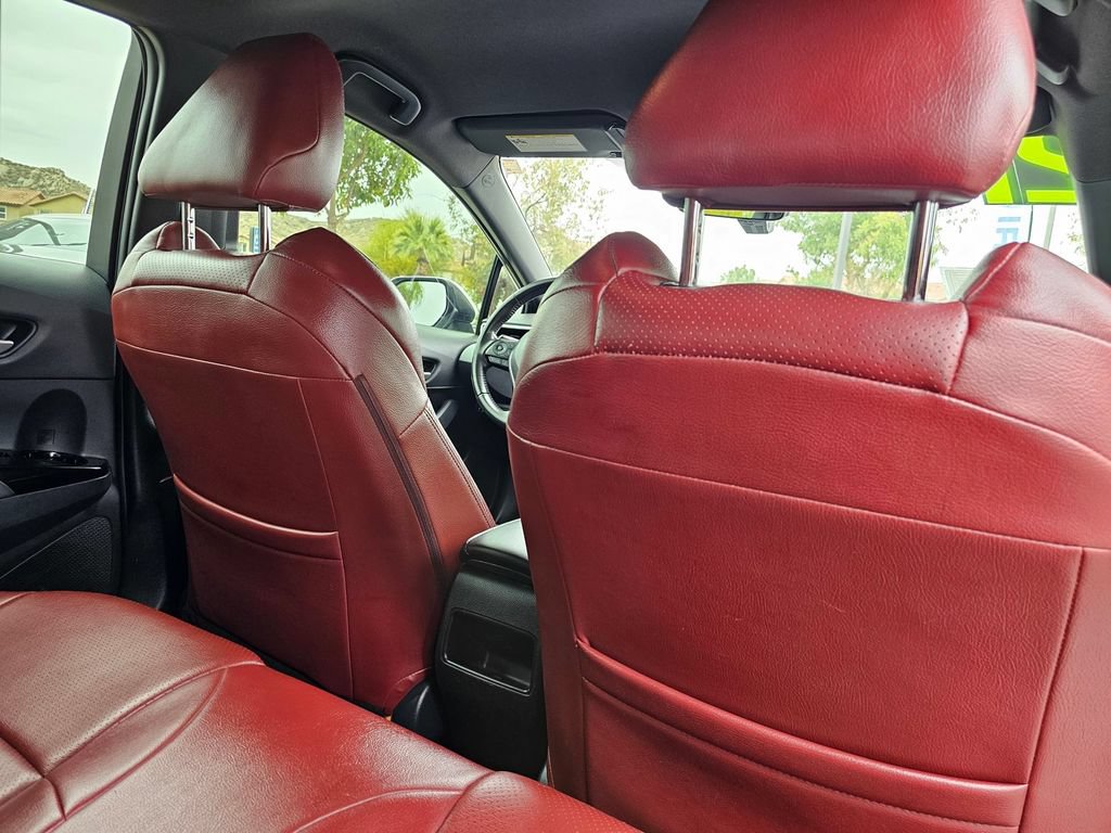 Used 2021 Toyota Corolla SE FWD image 16