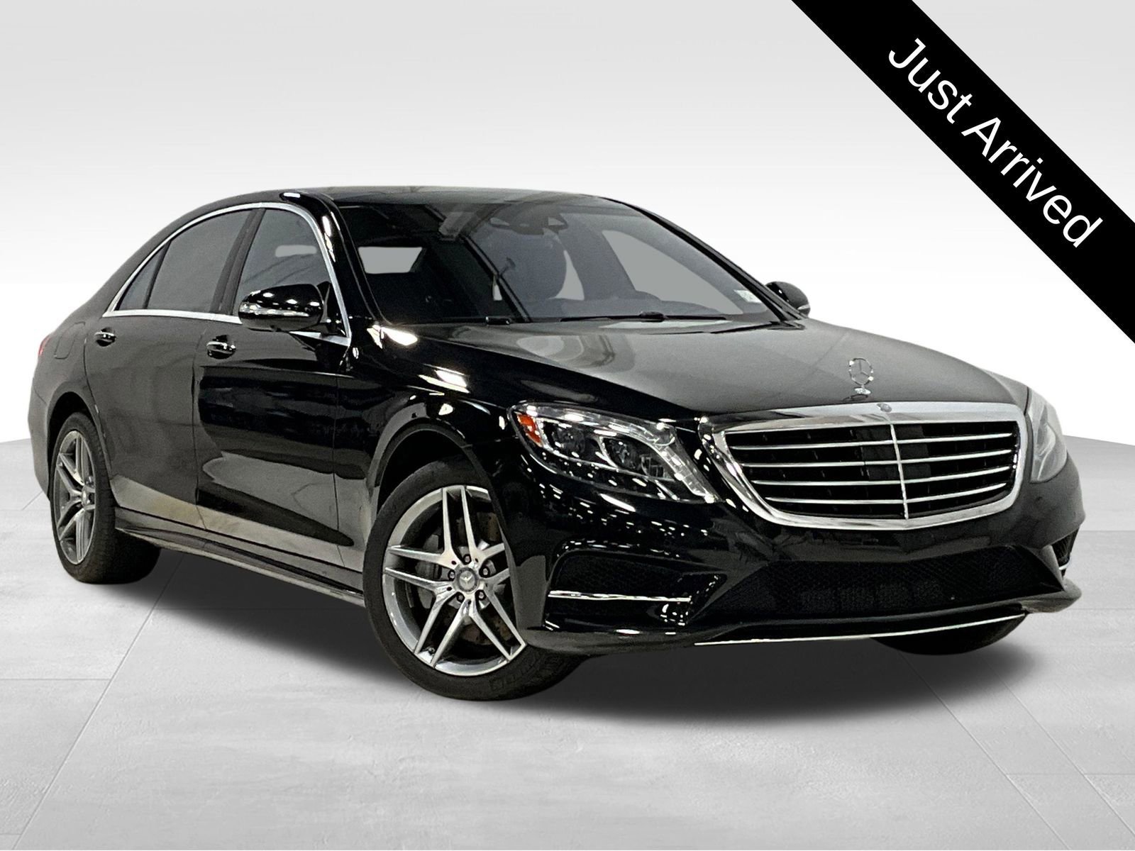 Used 2015 Mercedes-Benz S 550 4MATIC Sedan image 1