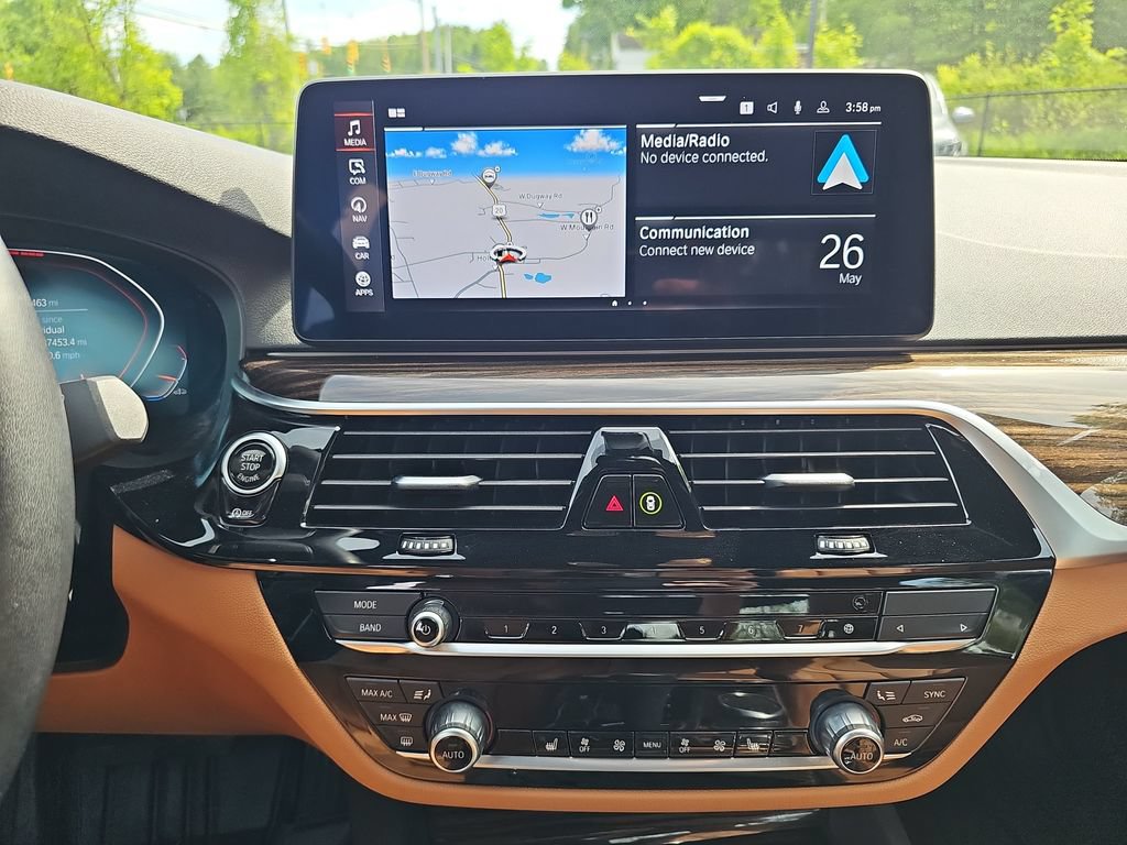 Certified 2023 BMW 530i xDrive w/ Premium Package AWD/4WD image 14