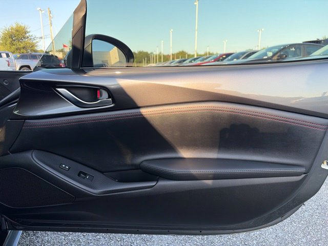 Used 2018 MAZDA MX-5 Miata Club w/ Brembo/BBS Recaro Package RWD image 15