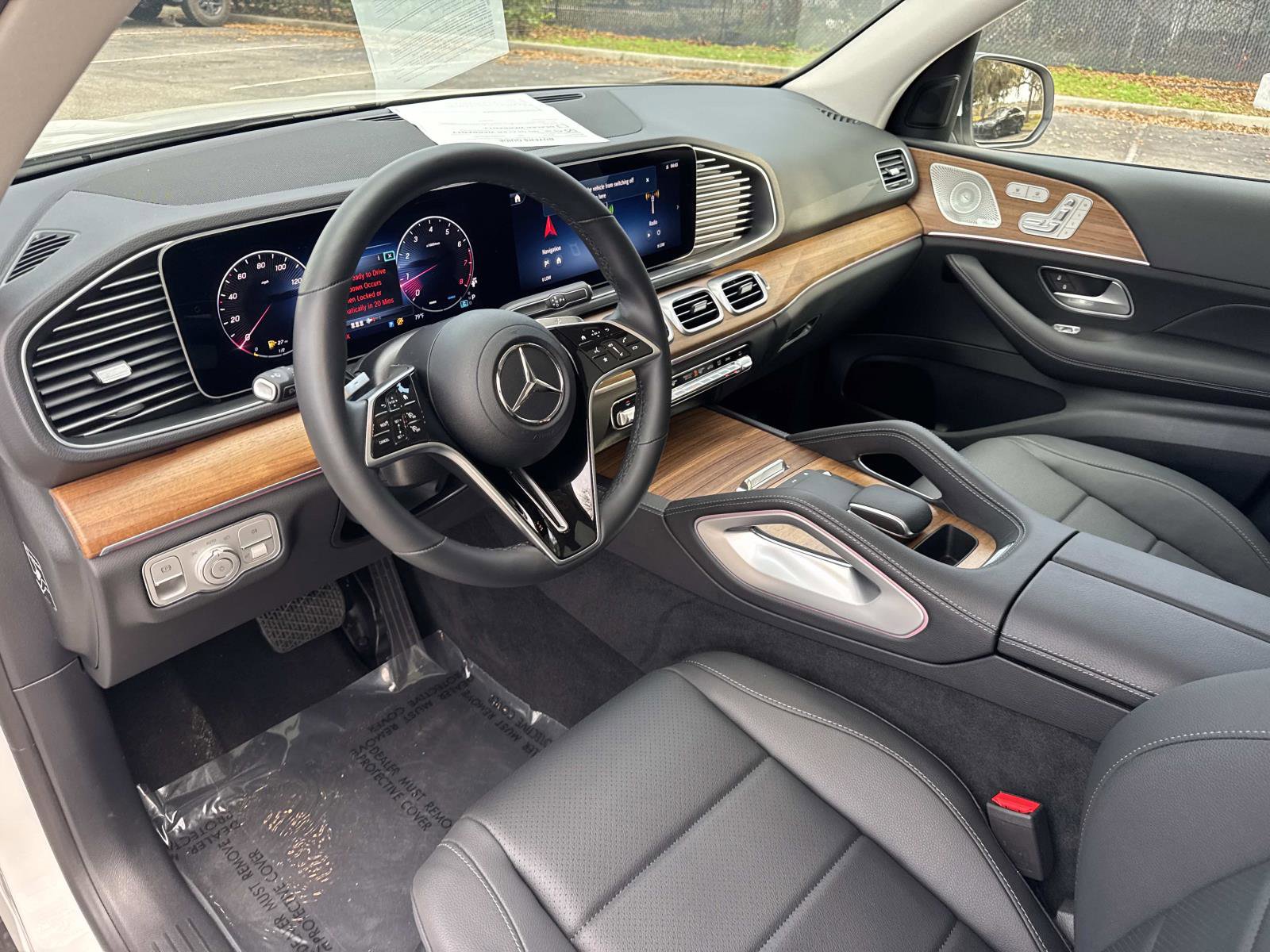 Certified 2025 Mercedes-Benz GLE 350 4MATIC image 32