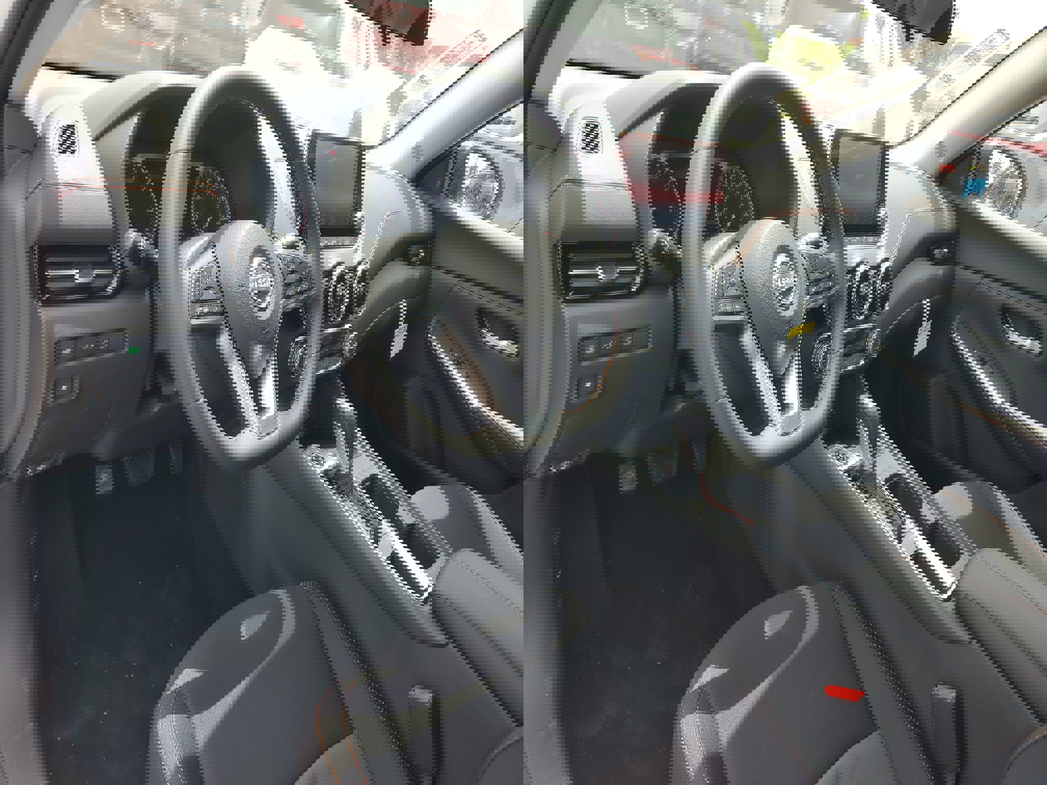 New 2025 Nissan Sentra SR w/ Midnight Edition image 10