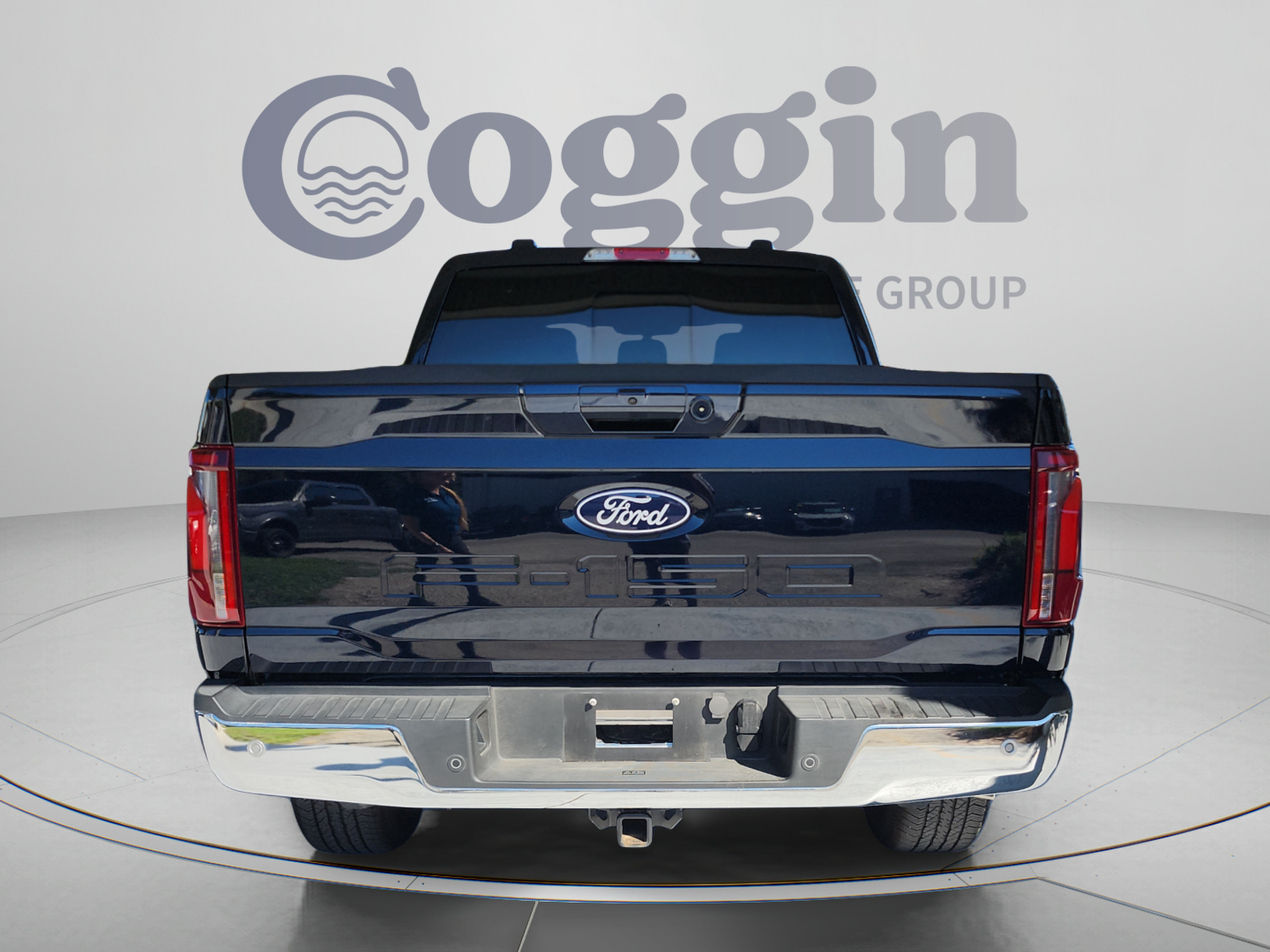 Certified 2025 Ford F150 Lariat w/ Equipment Group 501A Mid AWD/4WD image 4