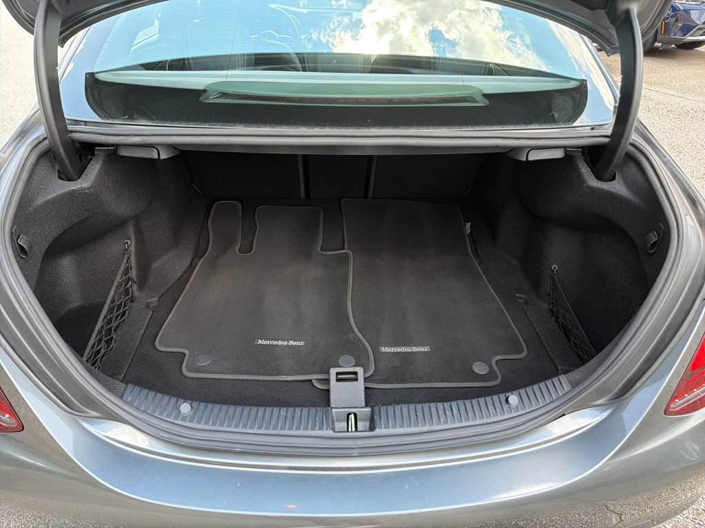 Used 2019 Mercedes-Benz C 300 Sedan w/ Premium Package image 18