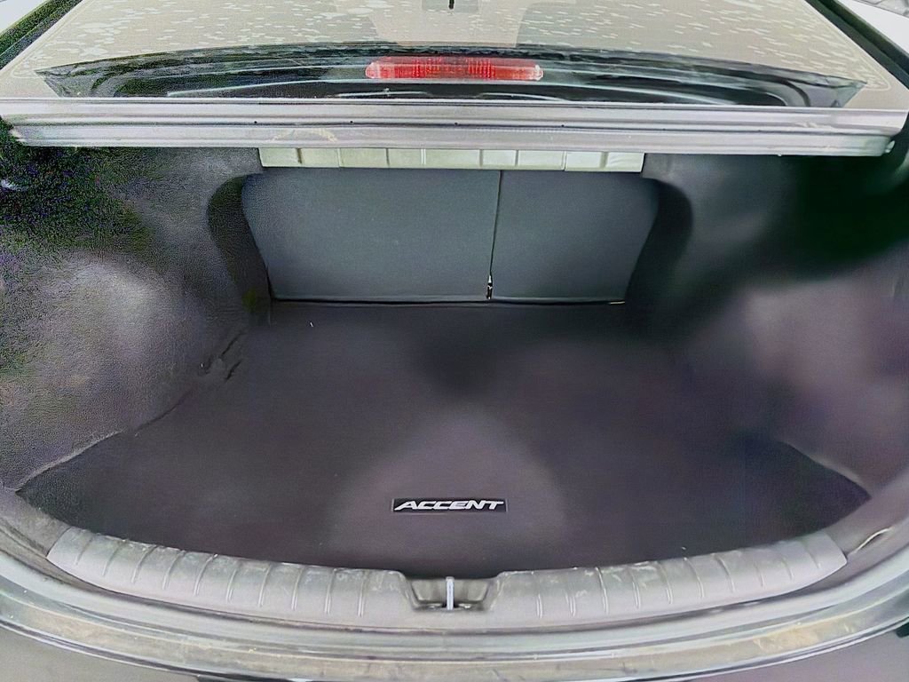 Used 2020 Hyundai Accent SE FWD image 19