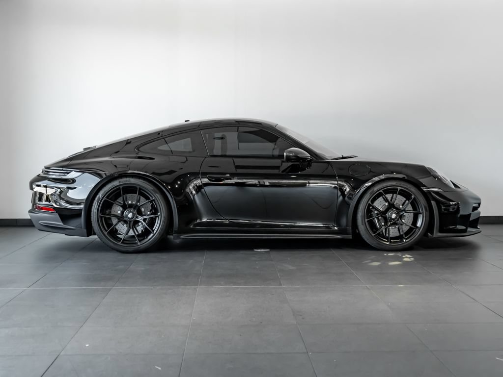Certified 2024 Porsche 911 GT3 RWD image 8