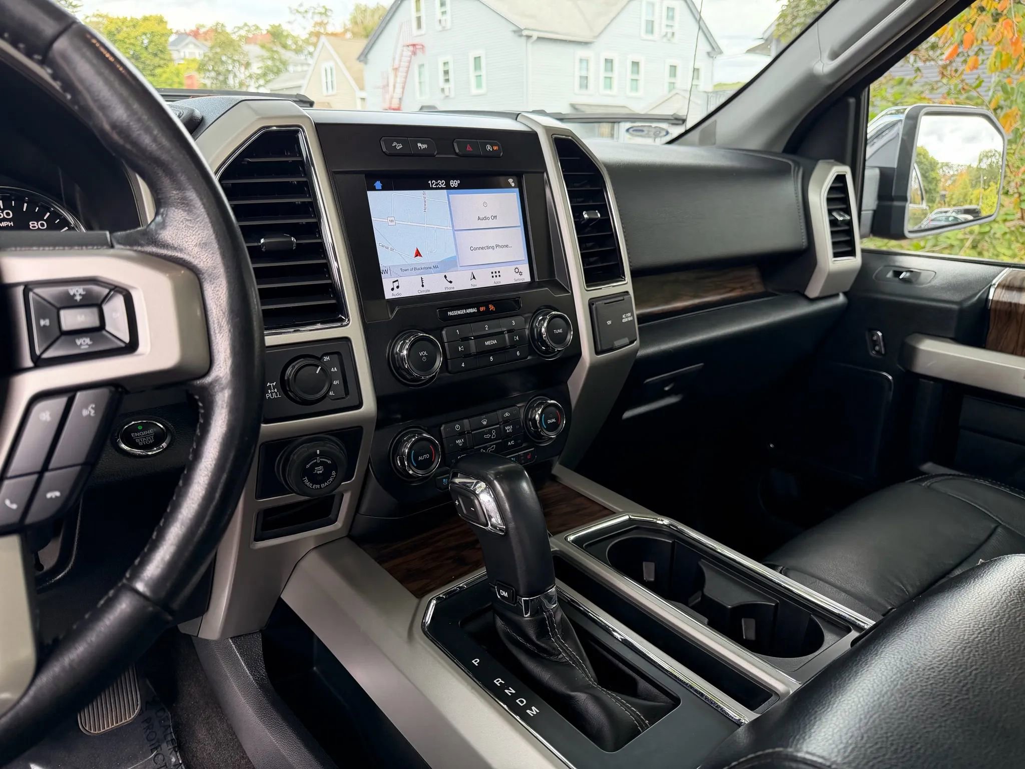 Used 2019 Ford F150 Lariat image 19