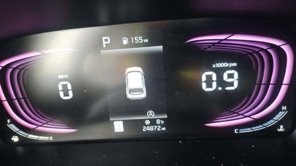 Used 2025 Kia Soul LX FWD image 15