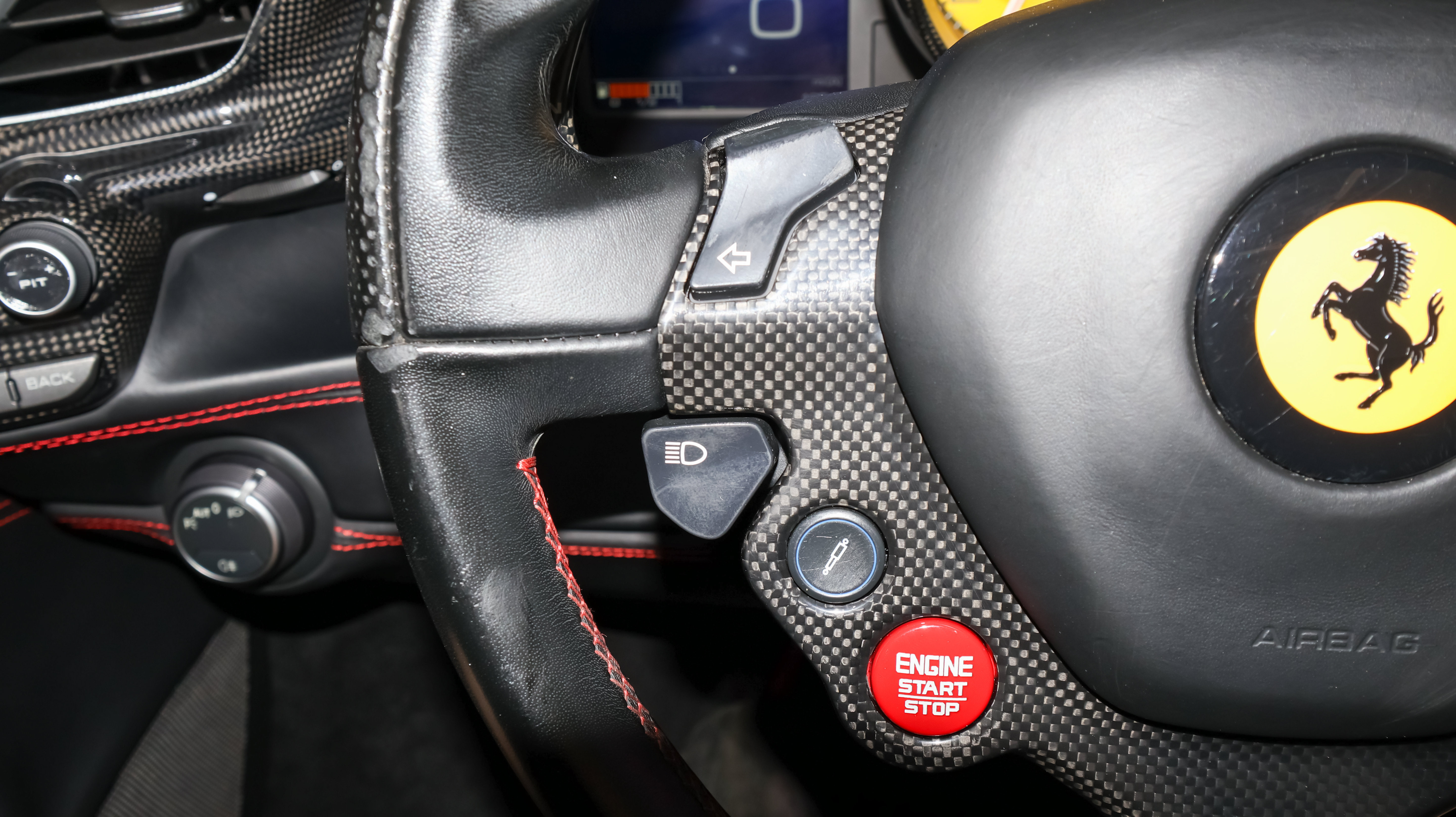Used 2019 Ferrari 488 Spider RWD image 34