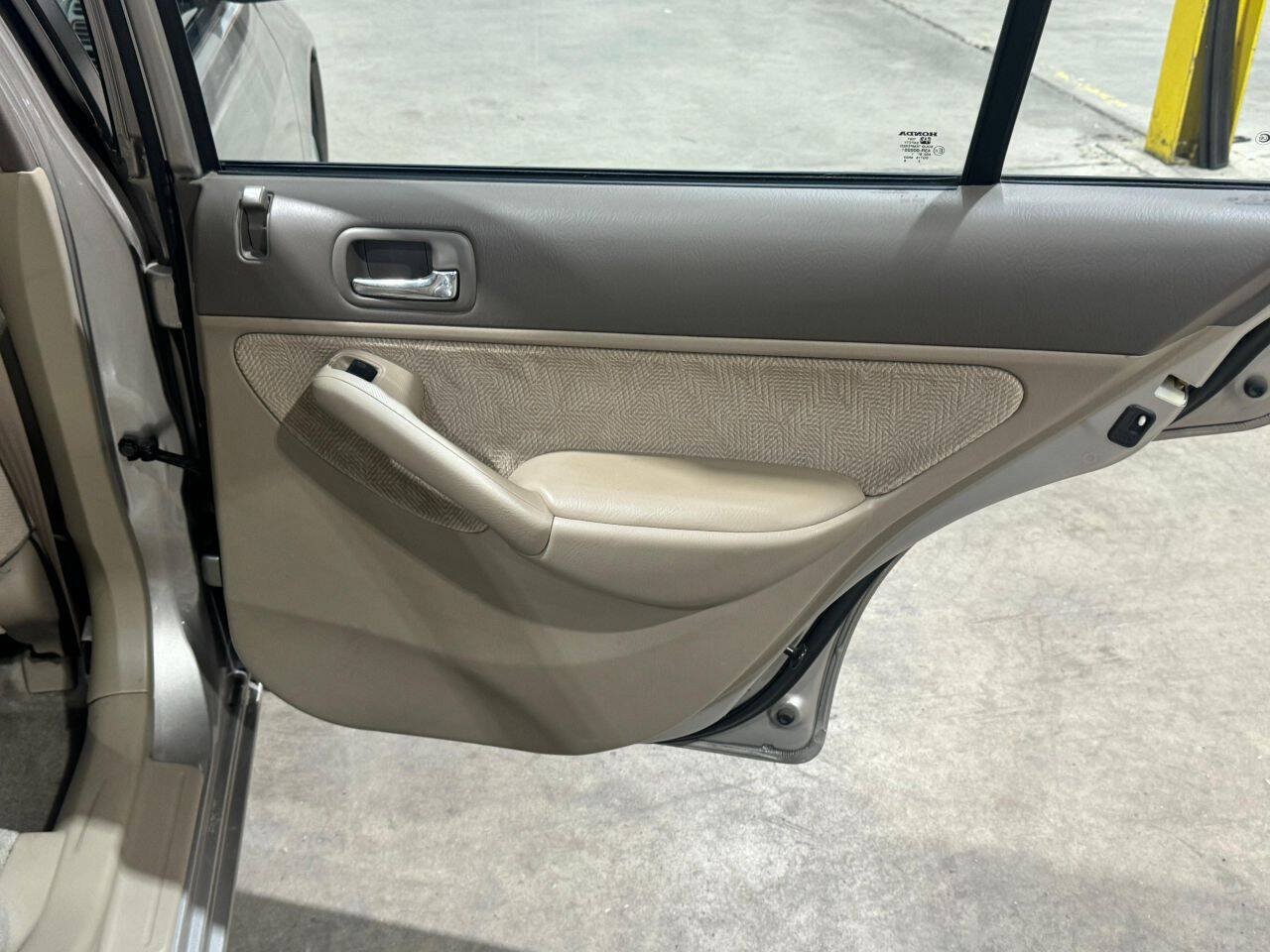 Used 2002 Honda Civic LX image 26