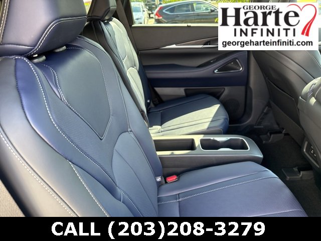 New 2026 INFINITI QX60 Luxe w/ Dark Cargo Package image 14