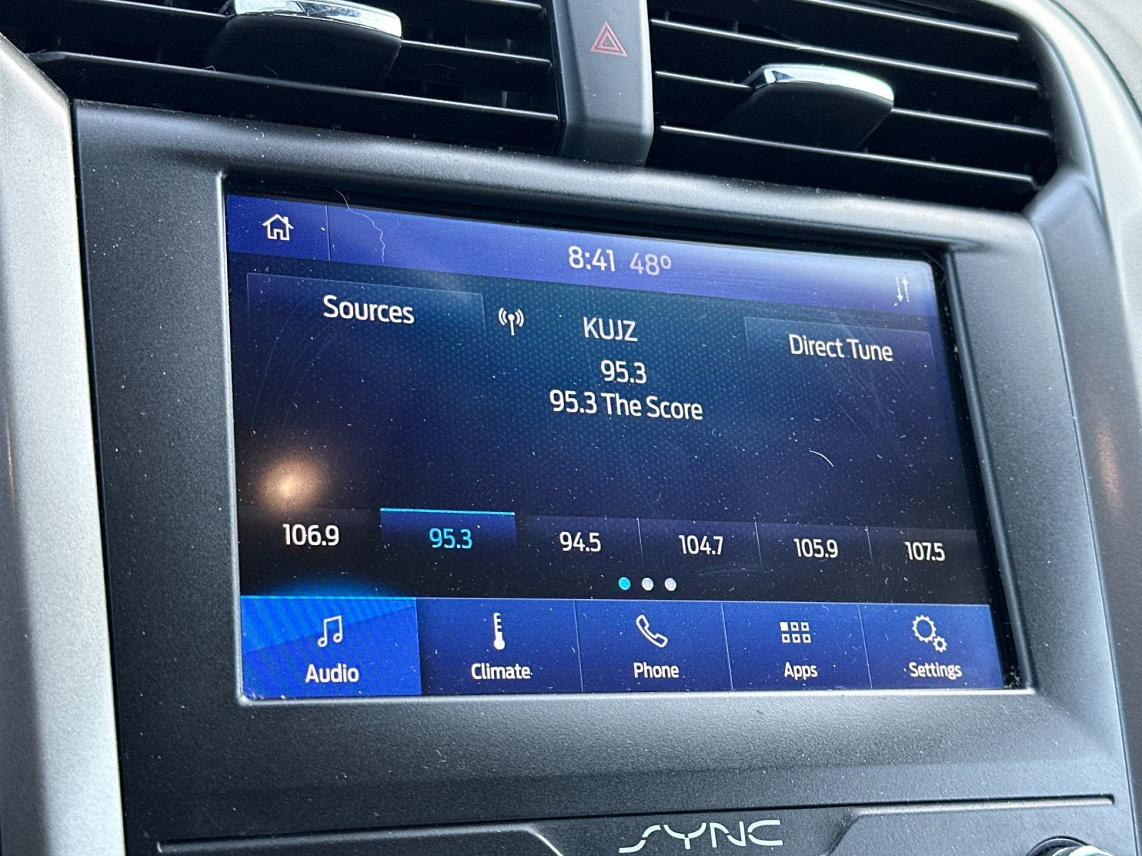 Used 2020 Ford Fusion SEL image 17