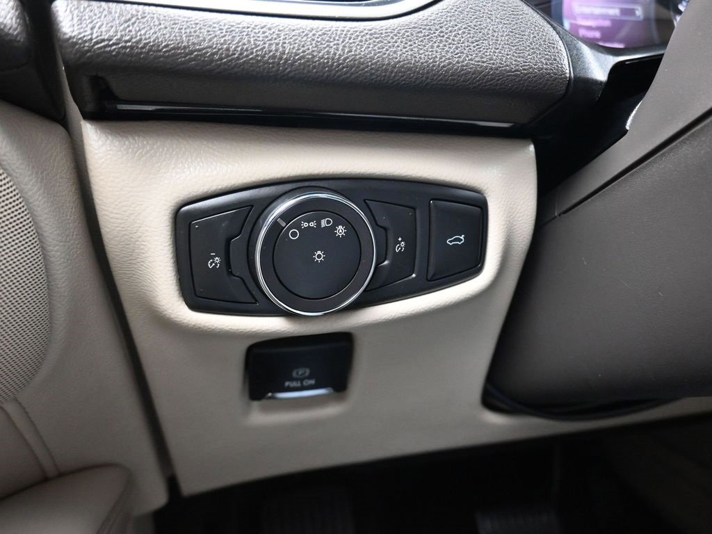 Used 2018 Lincoln MKZ Reserve w/ Technology Package image 25