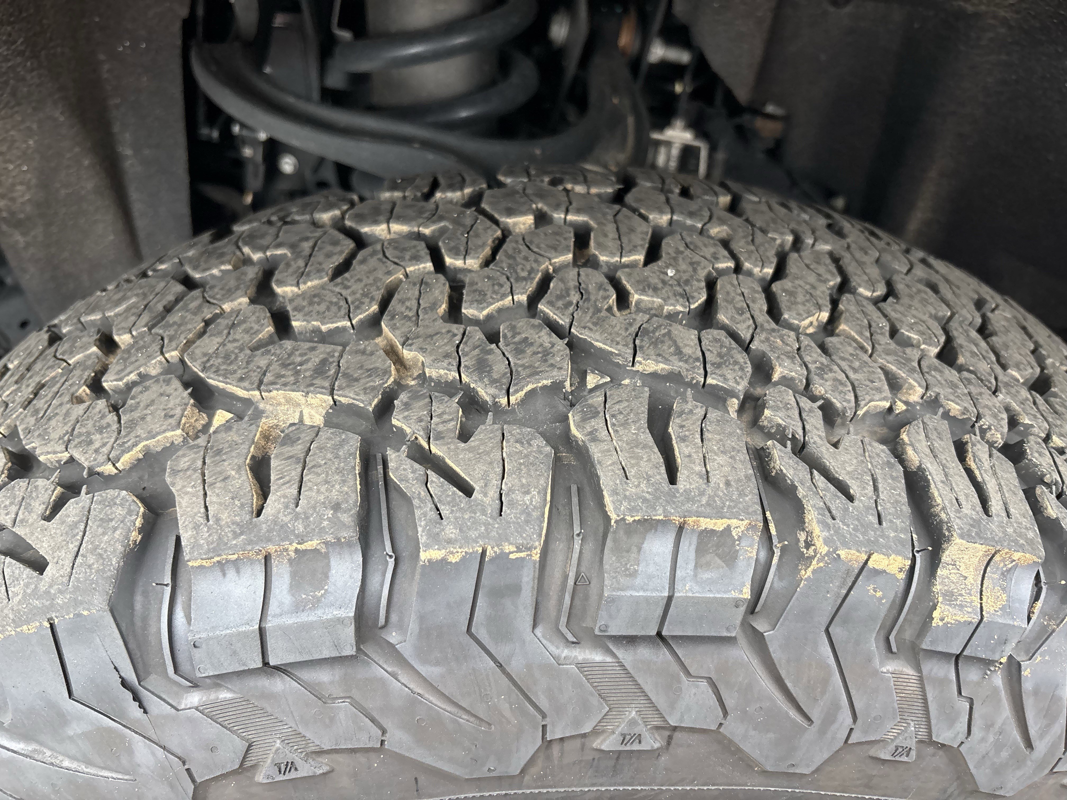 Used 2024 Ford Bronco Raptor w/ Interior Carbon Fiber Pack 6 image 31