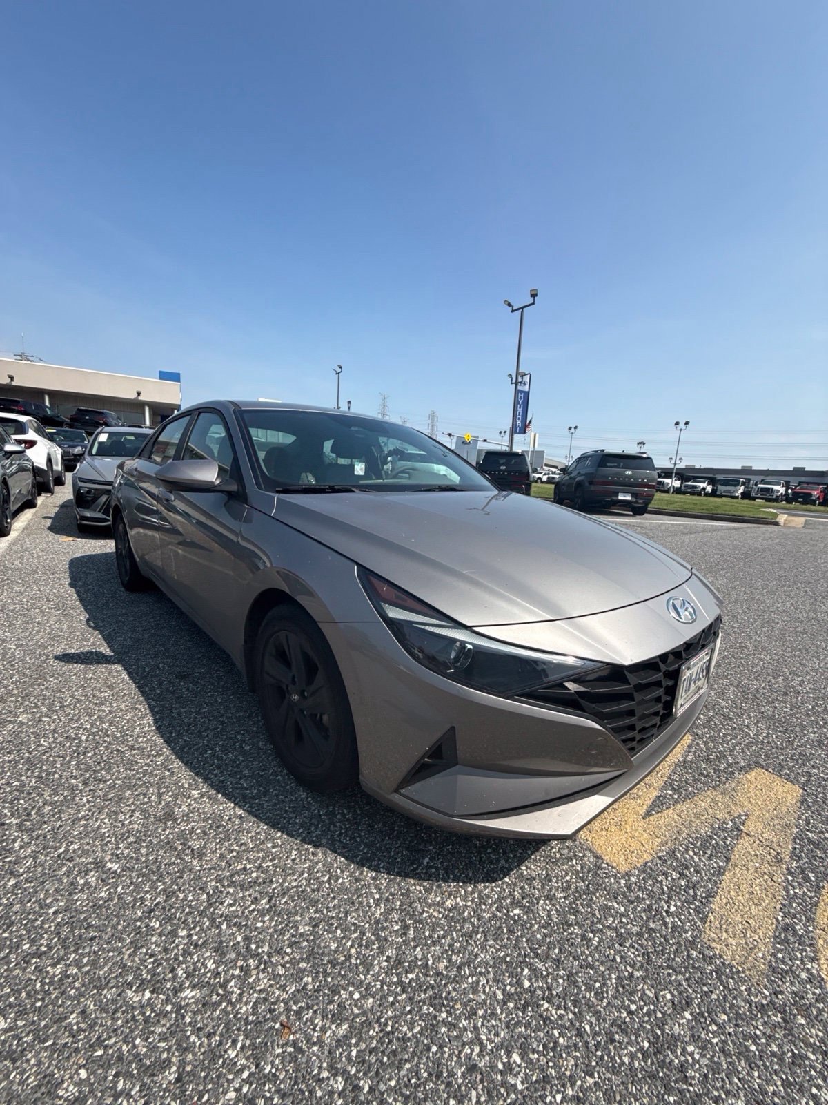 Used 2023 Hyundai Elantra SEL FWD image 1