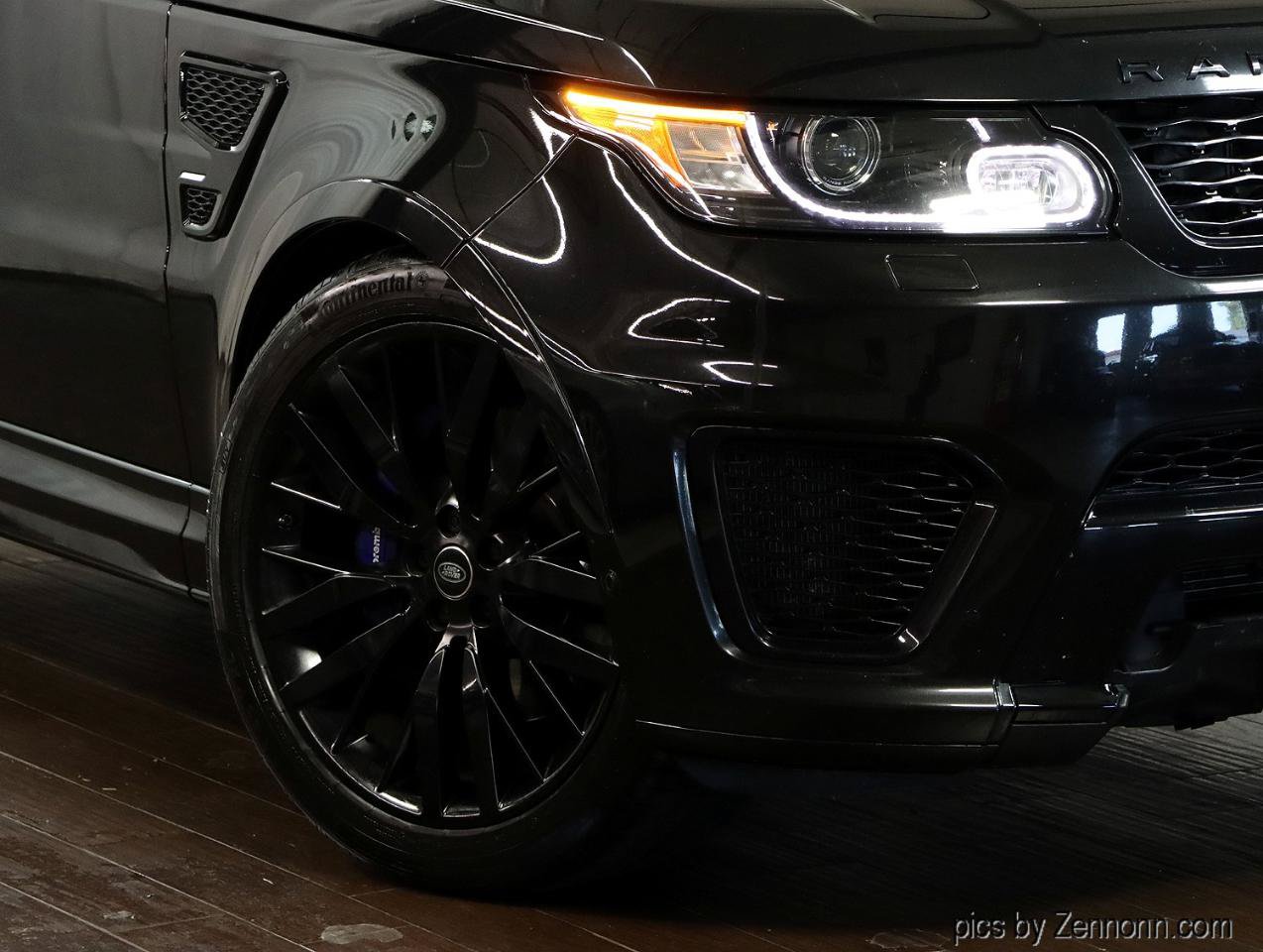 Used 2017 Land Rover Range Rover Sport SVR AWD/4WD image 3