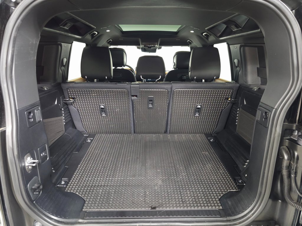 Used 2022 Land Rover Defender 110 X image 6